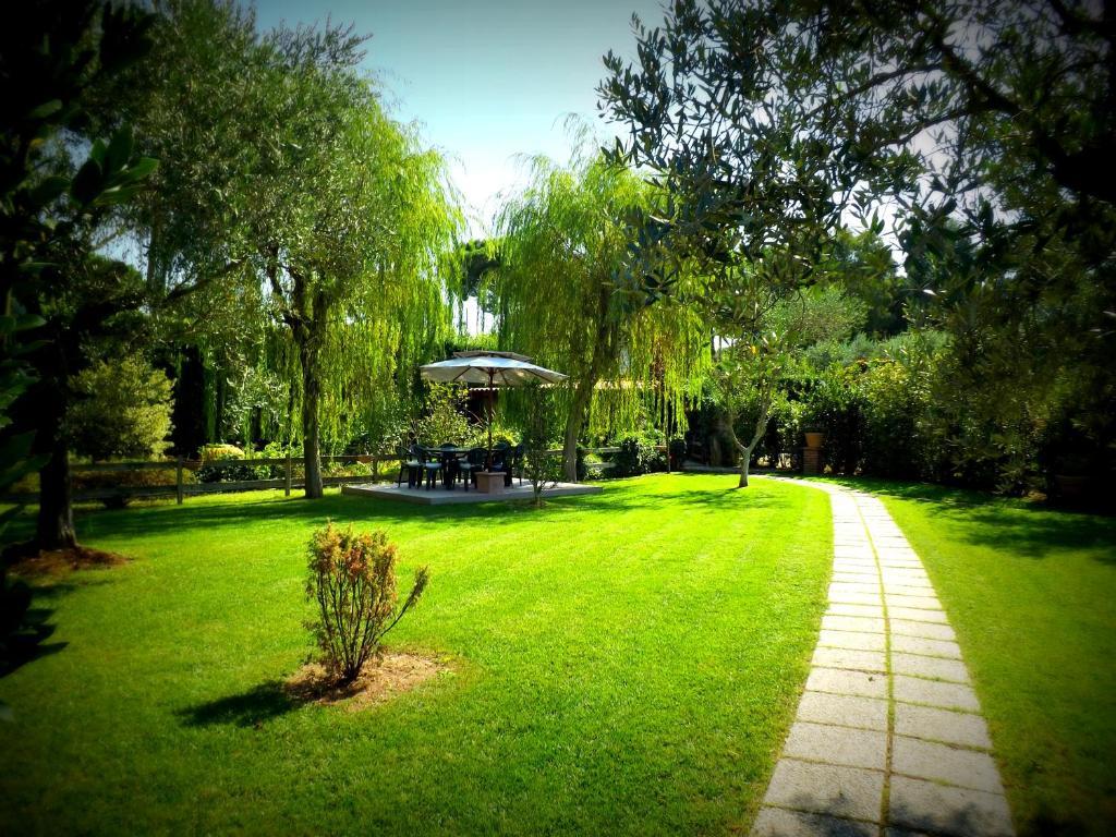 Country Apartments Castel di Decima Exterior photo