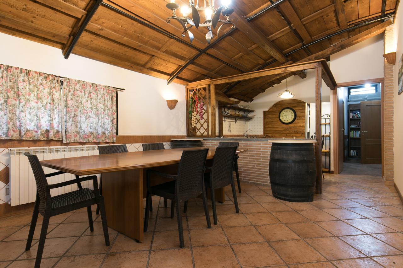 Country Apartments Castel di Decima Exterior photo